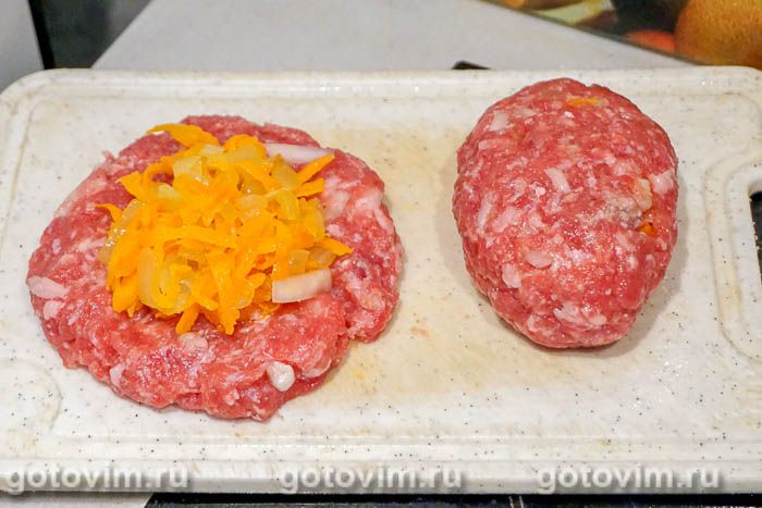 Фотографии рецепта Мясные зразы с морковью в духовке, 04 Мясные зразы с морковью в духовке, Шаг 04