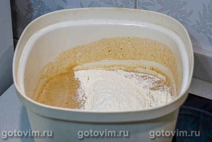 Фотографии рецепта Коврижка медовая с грецкими орехами, 04 Коврижка медовая с грецкими орехами, Шаг 04