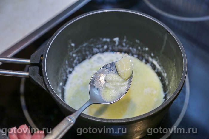 Фотографии рецепта Мидии, запеченные с сырным соусом «Альфредо», 04 Мидии, запеченные с сырным соусом «Альфредо», Шаг 04
