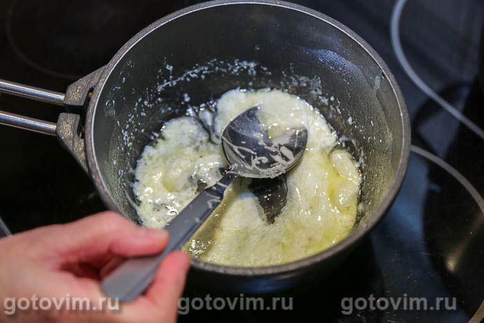 Фотографии рецепта Мидии, запеченные с сырным соусом «Альфредо», 06 Мидии, запеченные с сырным соусом «Альфредо», Шаг 06
