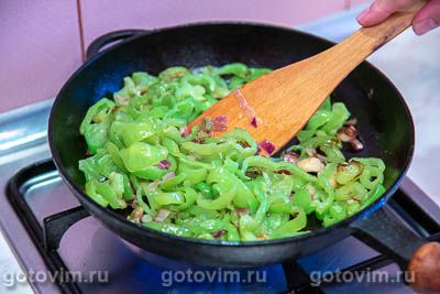 Фотографии рецепта Черноморские мидии с рисом и овощами, 02 Черноморские мидии с рисом и овощами, Шаг 02