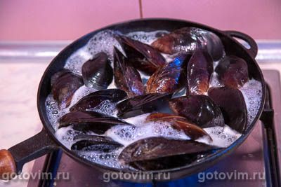 Фотографии рецепта Черноморские мидии с рисом и овощами, 04 Черноморские мидии с рисом и овощами, Шаг 04