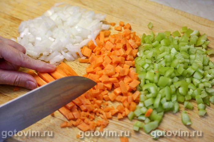 Фотографии рецепта Мясной суп минестроне с чечевицей, 02 Мясной суп минестроне с чечевицей, Шаг 02