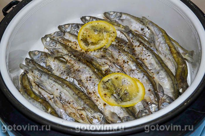 Фотографии рецепта Мойва, приготовленная на пару, 04 Мойва, приготовленная на пару, Шаг 04