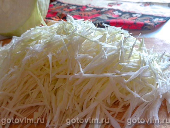 Фотографии рецепта Вэрзэре (молдавские пирожки с капустой), 05 Вэрзэре (молдавские пирожки с капустой), Шаг 05