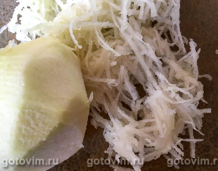 Фотографии рецепта Салат из свеклы с сыром сулугуни, огурцов и кольраби, 01 Салат из свеклы с сыром сулугуни, огурцов и кольраби, Шаг 01