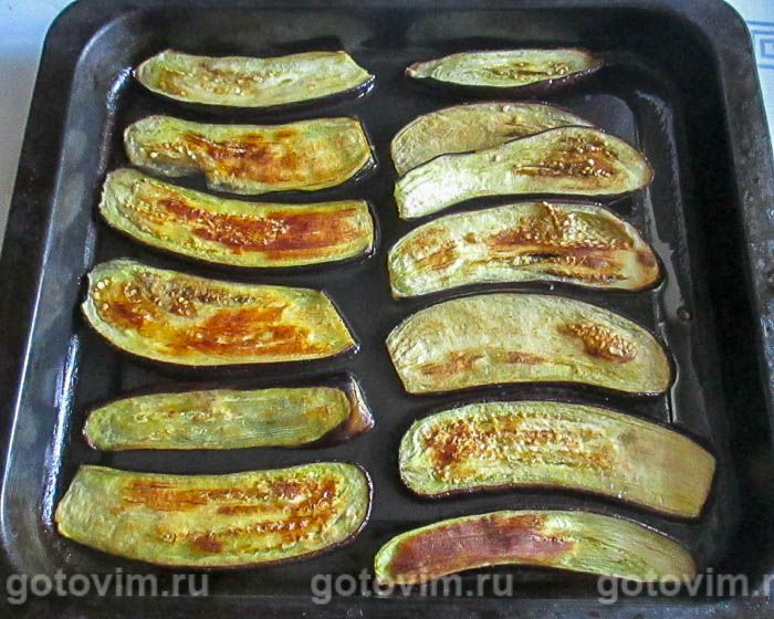 Фотографии рецепта Мусака с баклажанами, кабачками и куриным фаршем, 02 Мусака с баклажанами, кабачками и куриным фаршем, Шаг 02