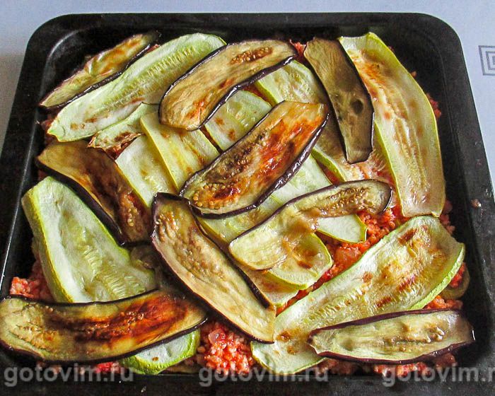 Фотографии рецепта Мусака с баклажанами, кабачками и куриным фаршем, 09 Мусака с баклажанами, кабачками и куриным фаршем, Шаг 09