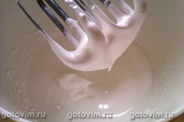 Фотографии рецепта Мусс из маскаропне с клубникой, 03 Мусс из маскаропне с клубникой, Шаг 03