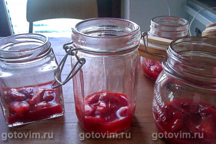 Фотографии рецепта Мусс из маскаропне с клубникой, 04 Мусс из маскаропне с клубникой, Шаг 04
