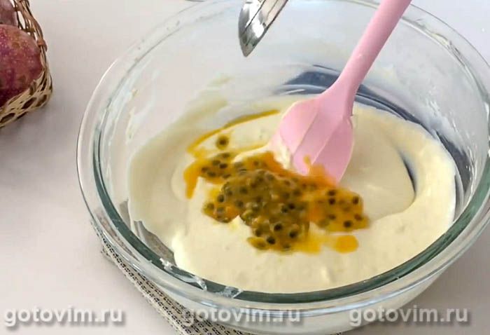 Фотографии рецепта Муссовый торт с маракуйей и кокосовым кремом, 02 Муссовый торт с маракуйей и кокосовым кремом, Шаг 02
