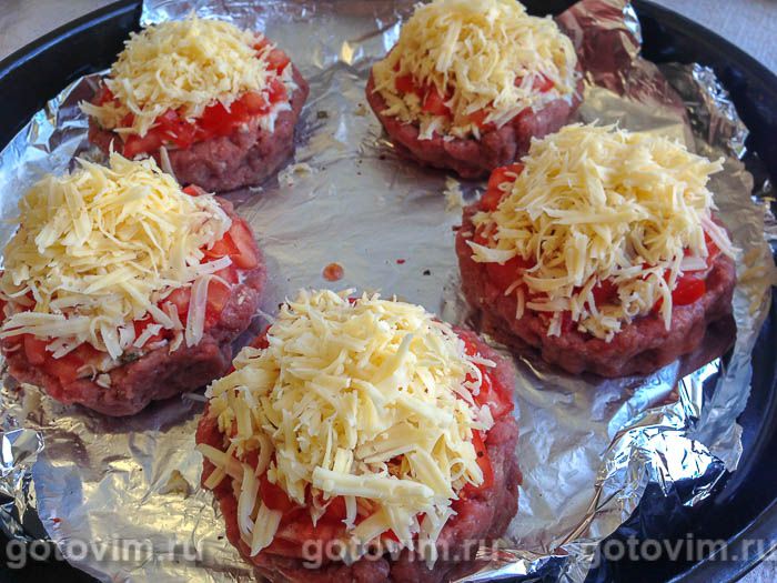 Фотографии рецепта Мясные гнезда из говяжьего фарша с яично-сырной начинкой, 12 Мясные гнезда из говяжьего фарша с яично-сырной начинкой, Шаг 12
