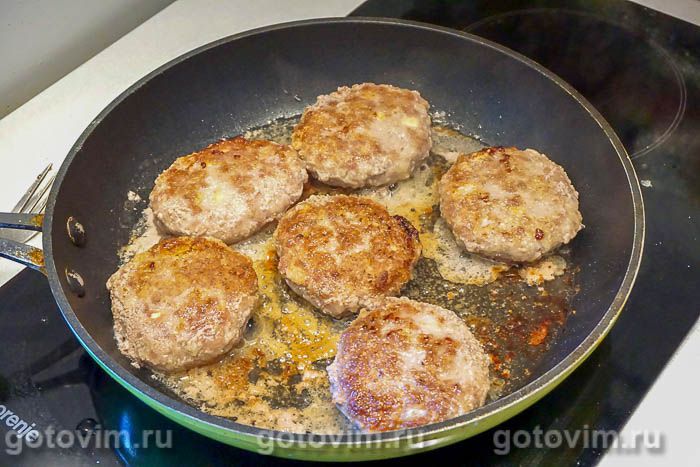 Фотографии рецепта Мясные котлеты с кабачками, 05 Мясные котлеты с кабачками, Шаг 05