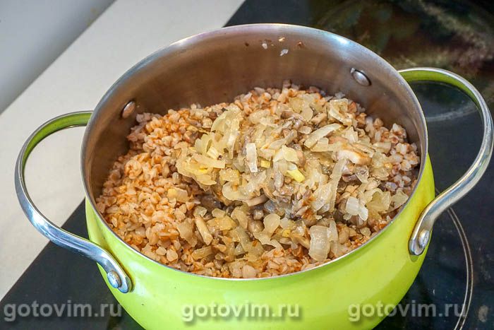 Фотографии рецепта Гнезда из фарша с гречкой, грибами и яйцами, 04 Гнезда из фарша с гречкой, грибами и яйцами, Шаг 04