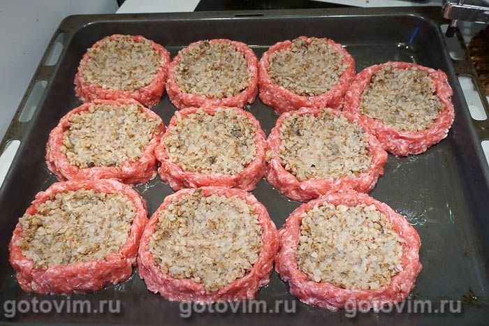 Фотографии рецепта Гнезда из фарша с гречкой, грибами и яйцами, 07 Гнезда из фарша с гречкой, грибами и яйцами, Шаг 07