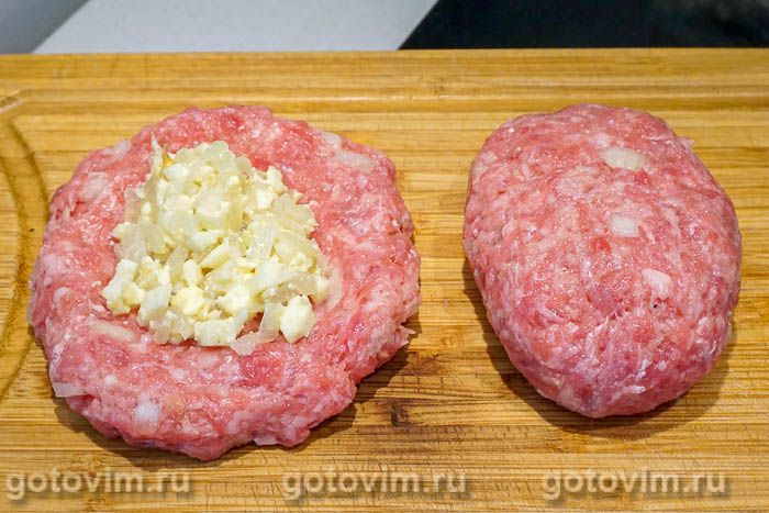 Фотографии рецепта Мясные зразы с яйцом и луком, 05 Мясные зразы с яйцом и луком, Шаг 05