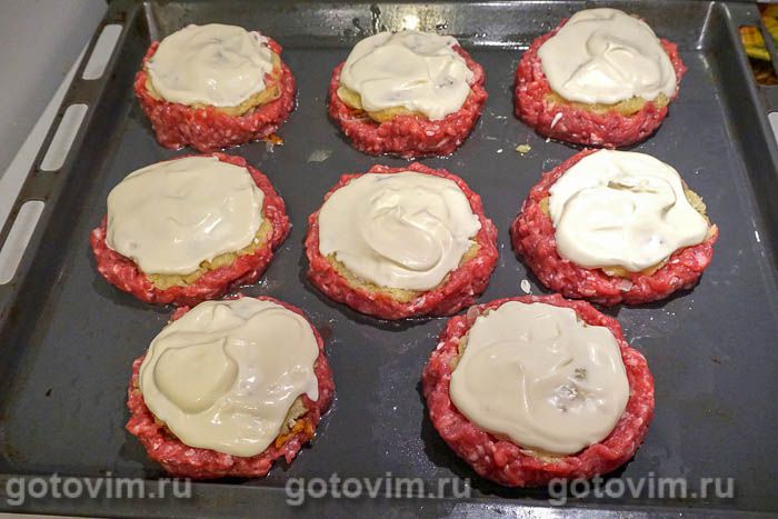 Фотографии рецепта Мясные ватрушки с грибами и картофелем, 08 Мясные ватрушки с грибами и картофелем, Шаг 08