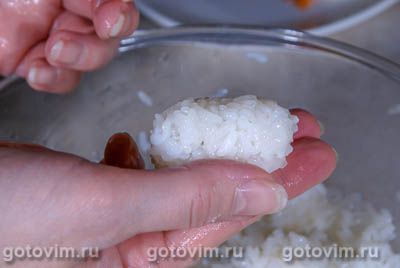Фотографии рецепта Нигири суши с креветками, 03 Нигири суши с креветками, Шаг 03