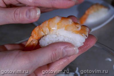 Фотографии рецепта Нигири суши с креветками, 04 Нигири суши с креветками, Шаг 04