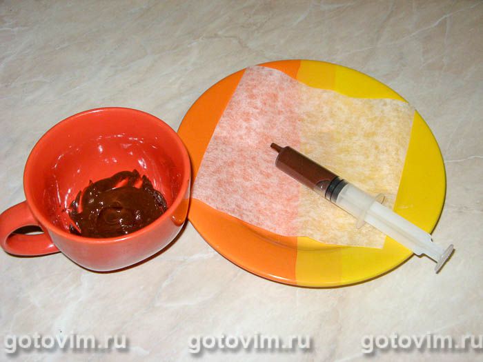 Фотографии рецепта Новогоднее пирожное «Мышки», 06 Новогоднее пирожное «Мышки», Шаг 06