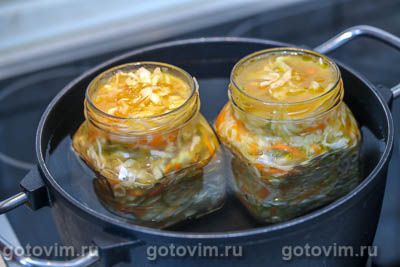 Фотографии рецепта Салат из капусты с огурцами и морковью по-корейски (на зиму), 06 Салат из капусты с огурцами и морковью по-корейски (на зиму), Шаг 06