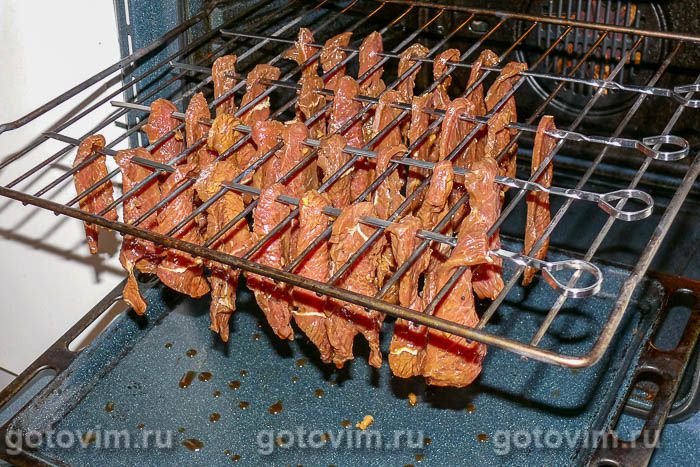 Фотографии рецепта Острые говяжьи чипсы (закуска к пиву), 07 Острые говяжьи чипсы (закуска к пиву), Шаг 07