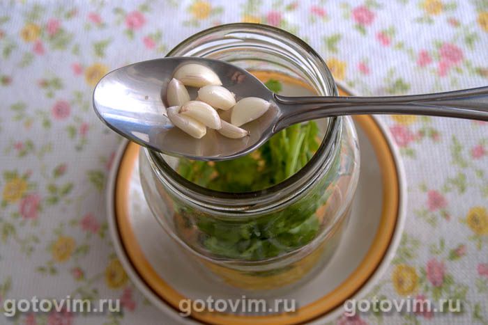 Фотографии рецепта Квашеные огурцы с кинзой на зиму, 03 Квашеные огурцы с кинзой на зиму, Шаг 03