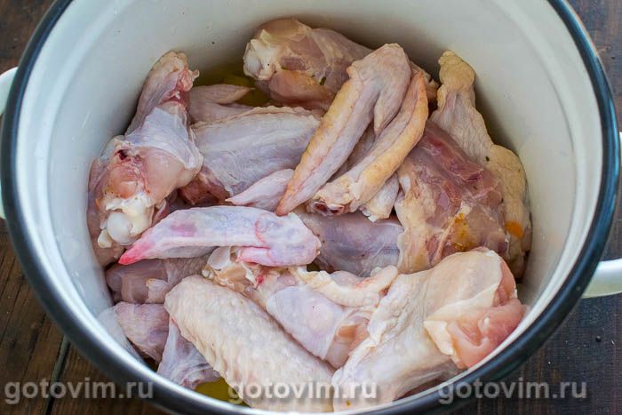 Фотографии рецепта Острый суп из куриных крылышек, 02 Острый суп из куриных крылышек, Шаг 02