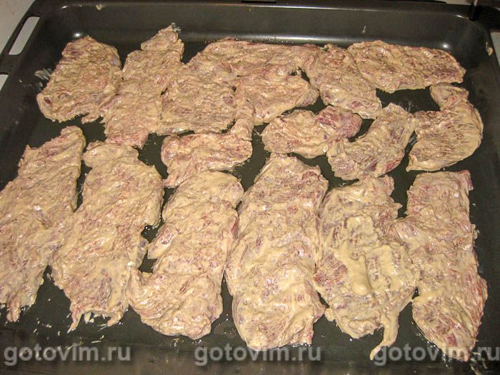 Фотографии рецепта Отбивные из говядины с грибами и сыром, 04 Отбивные из говядины с грибами и сыром, Шаг 04