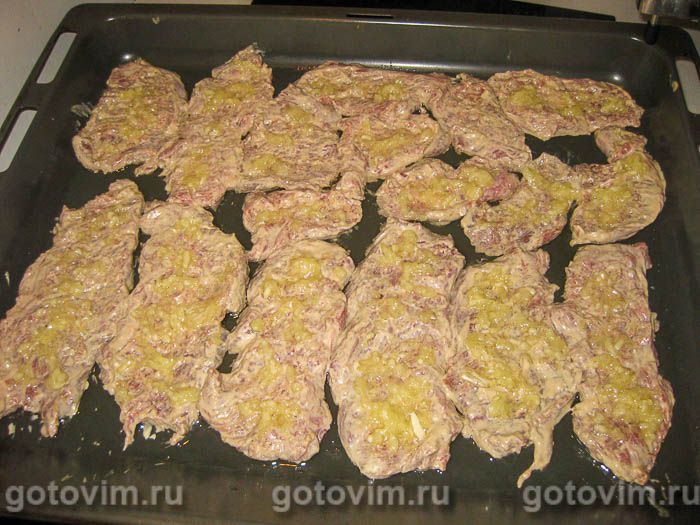 Фотографии рецепта Отбивные из говядины с грибами и сыром, 05 Отбивные из говядины с грибами и сыром, Шаг 05