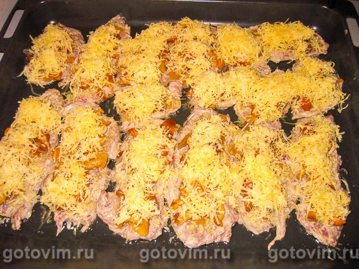 Фотографии рецепта Отбивные из говядины с грибами и сыром, 07 Отбивные из говядины с грибами и сыром, Шаг 07