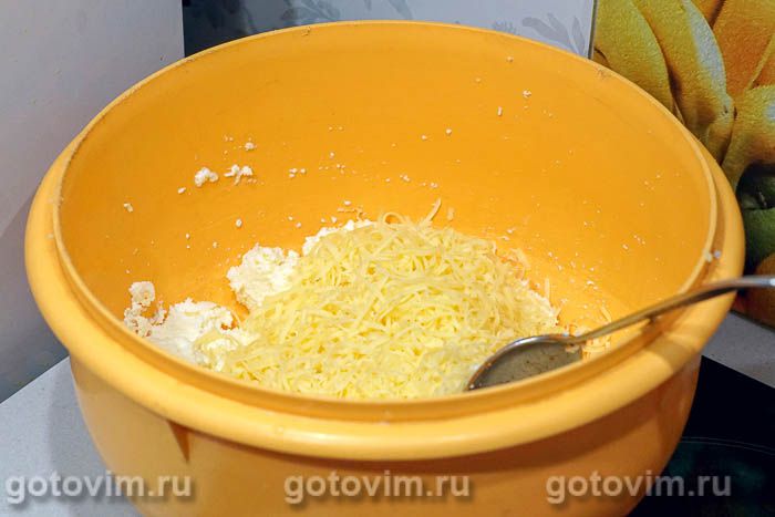 Фотографии рецепта Сырные палочки с творогом, 04 Сырные палочки с творогом, Шаг 04