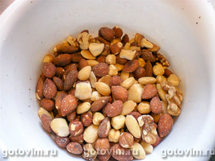 Фотографии рецепта Панфорте (Panforte di Siena) – медовая коврижка с орехами и сухофруктами, 02 Панфорте (Panforte di Siena) – медовая коврижка с орехами и сухофруктами, Шаг 02