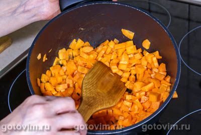 Фотографии рецепта Пенне с морковным соусом, 02 Пенне с морковным соусом, Шаг 02