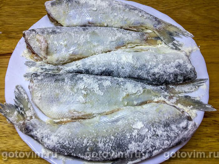 Фотографии рецепта Пелядь, жаренная на сковороде, 04 Пелядь, жаренная на сковороде, Шаг 04