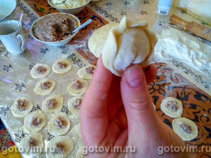 Фотографии рецепта Пельмени с мясом (тесто на сыворотке), 07 Пельмени с мясом (тесто на сыворотке), Шаг 07
