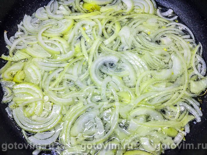 Фотографии рецепта Пелядь, запеченная с морковью и луком под сырной корочкой в духовке, 02 Пелядь, запеченная с морковью и луком под сырной корочкой в духовке, Шаг 02