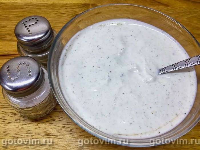 Фотографии рецепта Пелядь, запеченная в духовке со сметаной и луком, 03 Пелядь, запеченная в духовке со сметаной и луком, Шаг 03