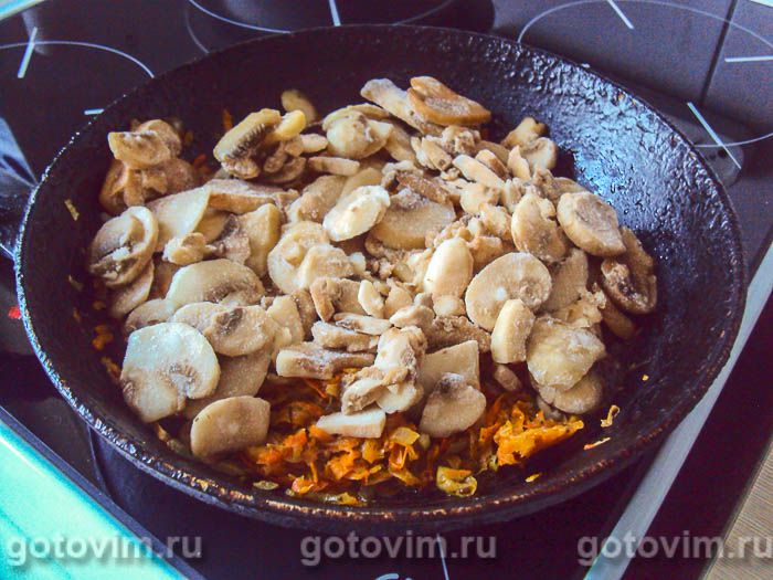 Фотографии рецепта Перец, фаршированный рисом, овощами и грибами, 06 Перец, фаршированный рисом, овощами и грибами, Шаг 06