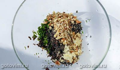 Фотографии рецепта Песто к пасте с морепродуктами (с анчоусами), 01 Песто к пасте с морепродуктами (с анчоусами), Шаг 01