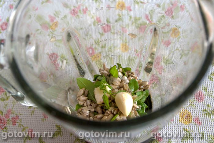 Фотографии рецепта Песто из семечек подсолнечника, 06 Песто из семечек подсолнечника, Шаг 06