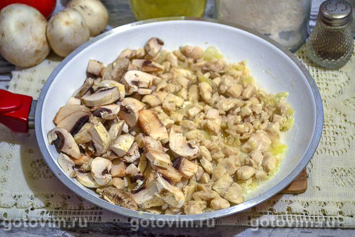 Фотографии рецепта Пиде с куриным мясом и брынзой, 03 Пиде с куриным мясом и брынзой, Шаг 03