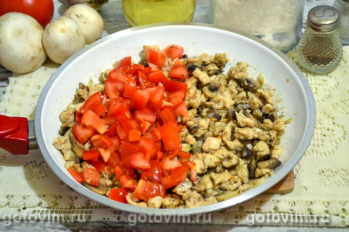 Фотографии рецепта Пиде с куриным мясом и брынзой, 04 Пиде с куриным мясом и брынзой, Шаг 04