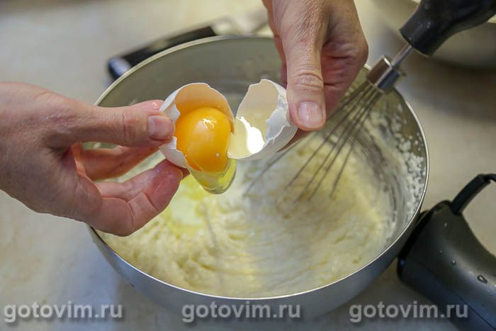 Фотографии рецепта Пирог с бананами и посыпкой из сахара с корицей, 02 Пирог с бананами и посыпкой из сахара с корицей, Шаг 02