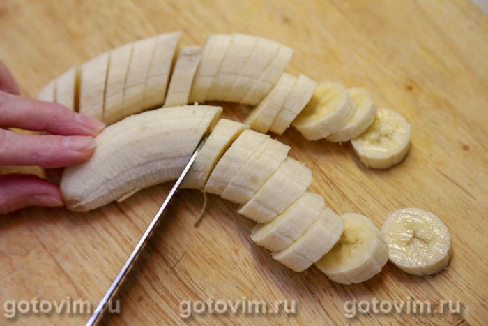Фотографии рецепта Пирог с бананами и посыпкой из сахара с корицей, 04 Пирог с бананами и посыпкой из сахара с корицей, Шаг 04