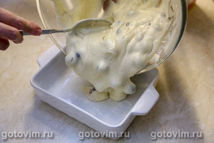 Фотографии рецепта Пирог с черной смородиной и гранулированным сахаром, 06 Пирог с черной смородиной и гранулированным сахаром, Шаг 06