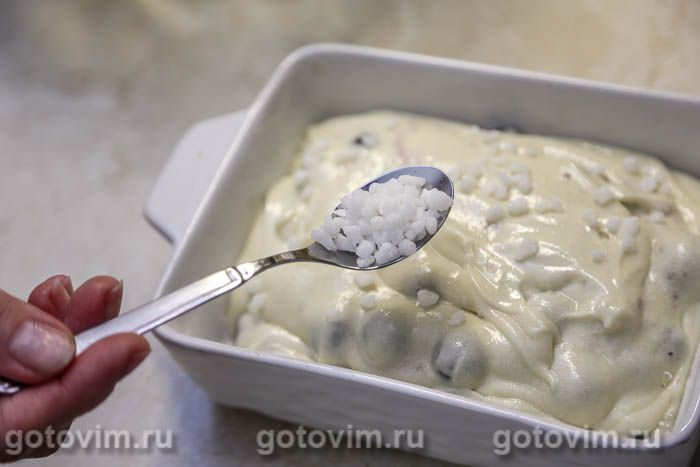 Фотографии рецепта Пирог с черной смородиной и гранулированным сахаром, 07 Пирог с черной смородиной и гранулированным сахаром, Шаг 07