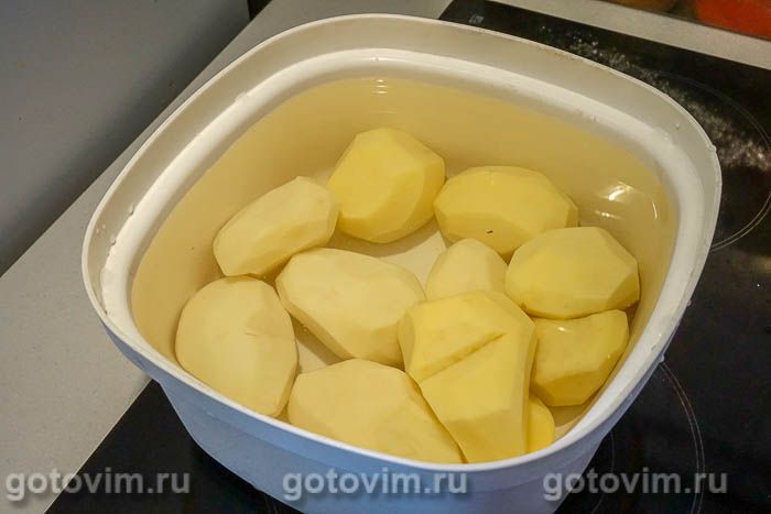 Фотографии рецепта Пирог с картошкой и солеными огурцами, 03 Пирог с картошкой и солеными огурцами, Шаг 03