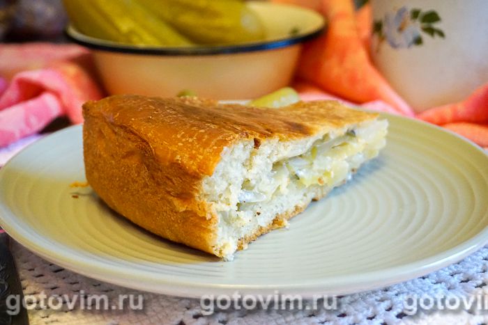 Пирог с картошкой и солеными огурцами. Фотография рецепта Пирог с картошкой и солеными огурцами. Фотография рецепта