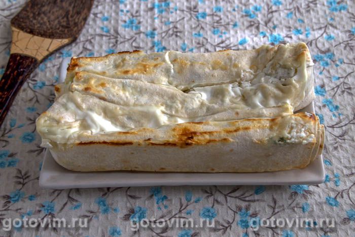 Фотографии рецепта Пирог из лаваша с зелёным луком и плавленым сырком, 07 Пирог из лаваша с зелёным луком и плавленым сырком, Шаг 07